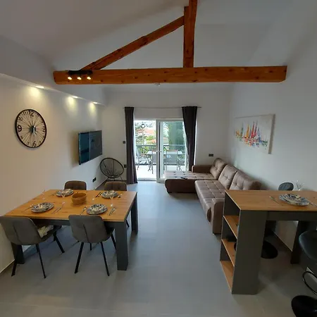 Marmas Apartmán *